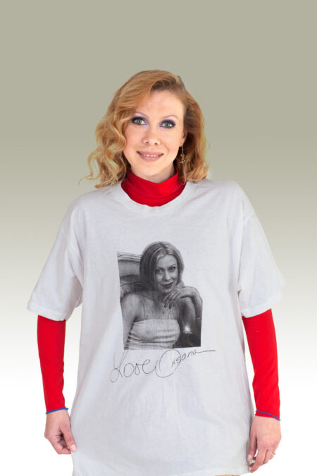 OKSANA BAIUL® RETRO "Love, Oksana"© T-SHIRT